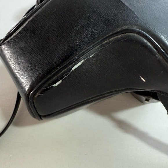 Olympus OM10 35Mm W/Zuiko Lens - Picture 15 of 15